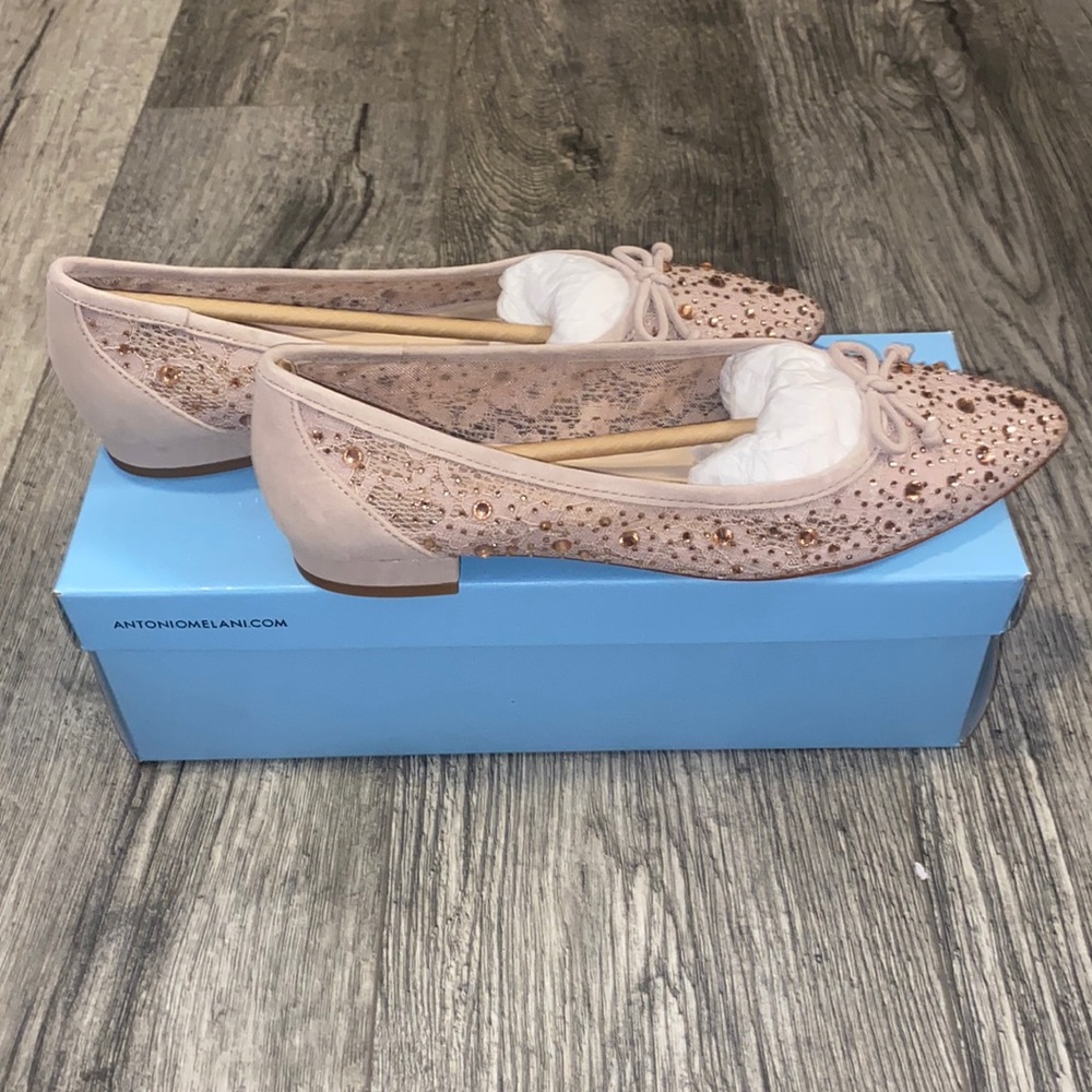 Antonio melani formal woman’s 7.5 flats.